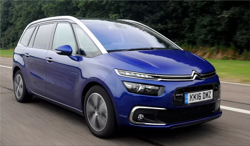 The Citroën boss reveals information on the next C4