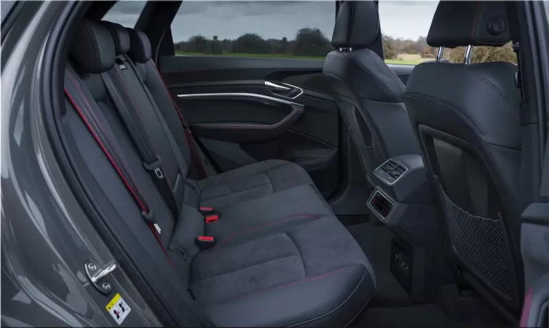 Audi Q8 e-tronAudi Q8 e-tron