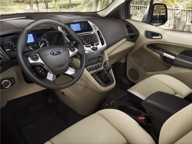 Ford Transit Connect Wagon interior