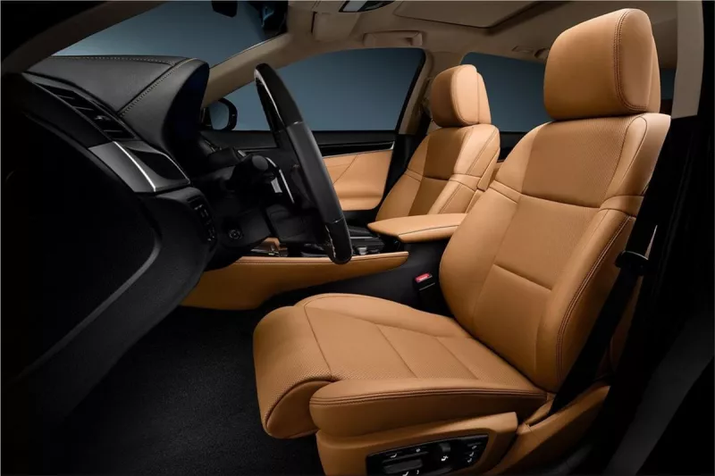 Lexus GS 350 interior