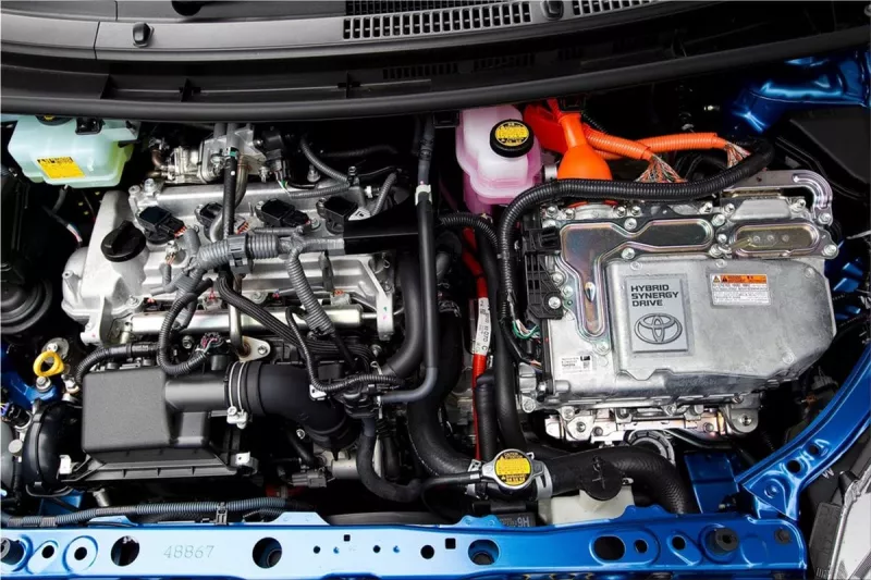 Toyota Prius c engine