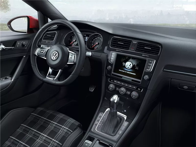 2014 Volkswagen Golf GTD interior