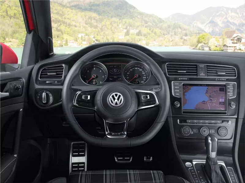 2014 Volkswagen Golf GTD interior