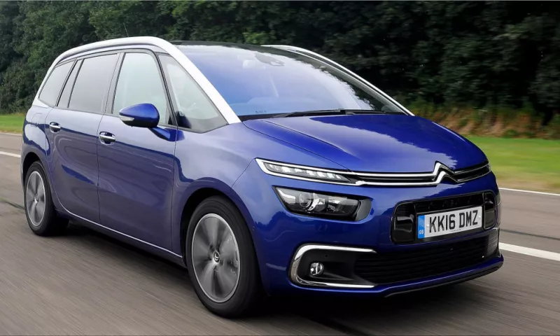 The Citroën boss reveals information on the next C4